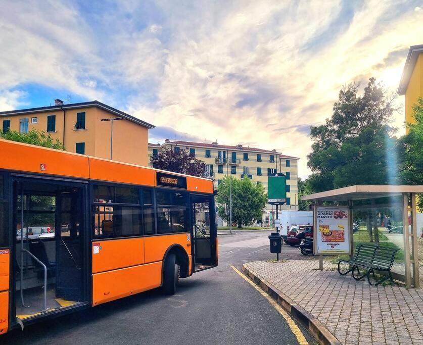 Appartamento Vista Giardino - L'Onda Blu La Spezia Buitenkant foto